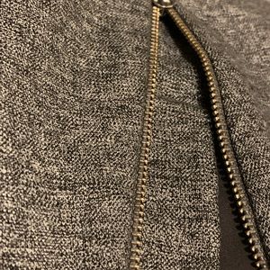 Banana Republic Grey Dress Pencil Skirt with zipper slit Size 8